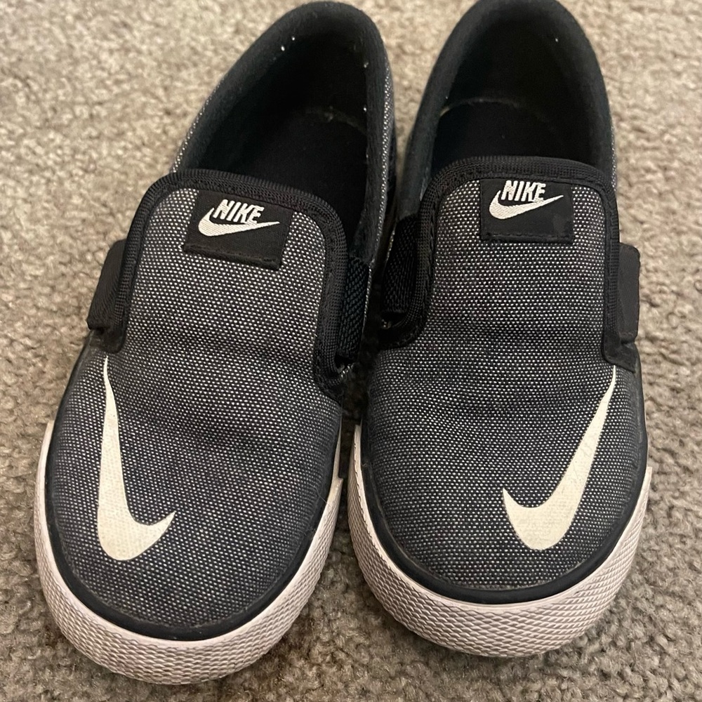 Nike Kids Black Slip-On Shoes
